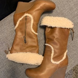 Leather wedge heel UGG boots